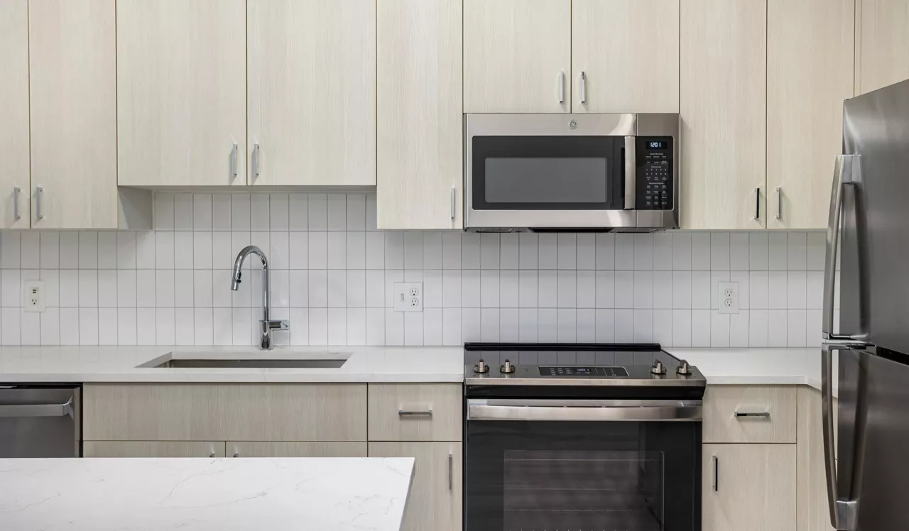 City Center on 7th - Pembroke Pines, FL - Kitchen