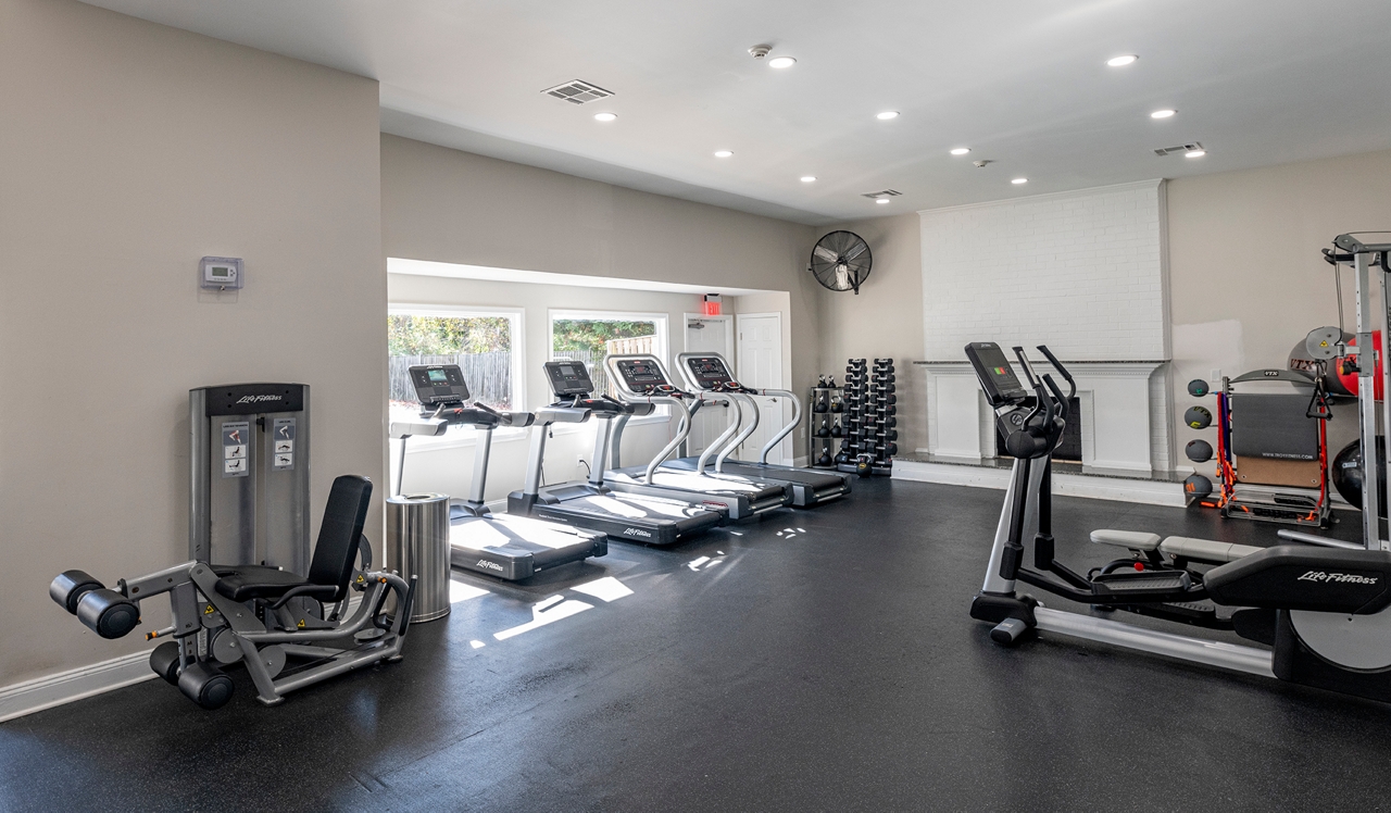 Foxchase Apartments - Alexandria, VA - Fitness Center