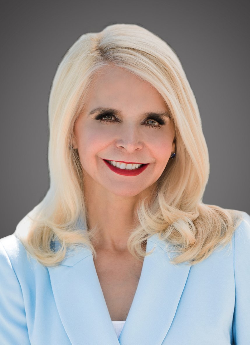 Margarita Paláu-Hernández Headshot
