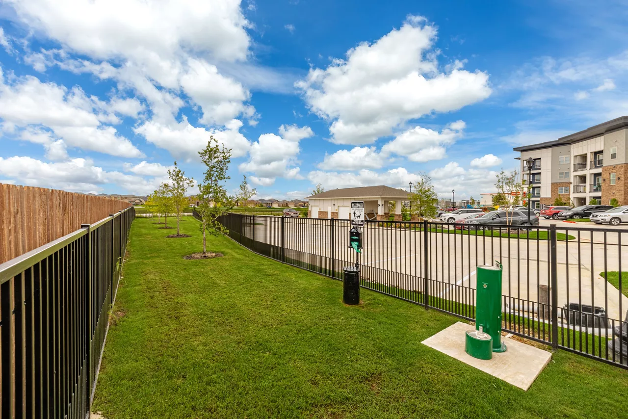 Forena Revelstoke - Fort Worth, TX - Dog Park