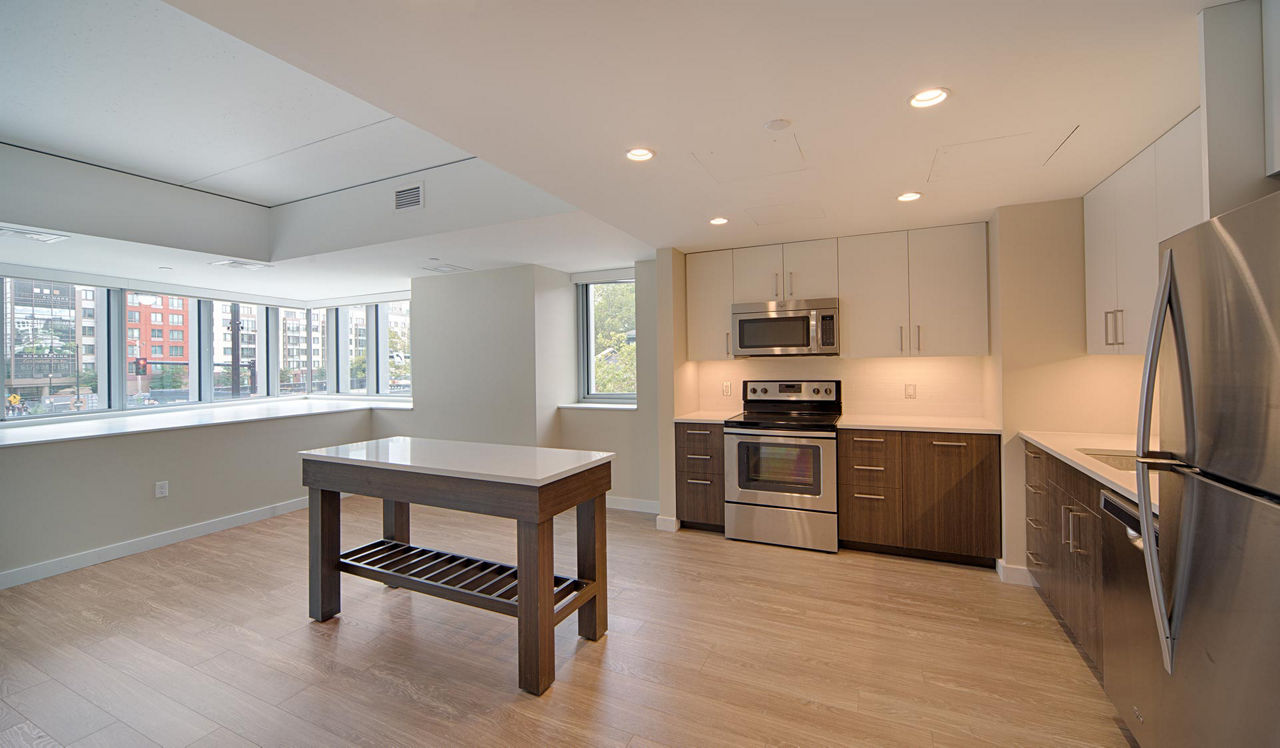 Vivo Apartments - Cambridge, MA - Kitchen
