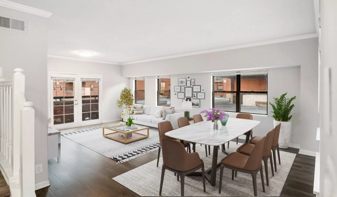 Huntington Gateway - Alexandria, VA - Interior Living Room
