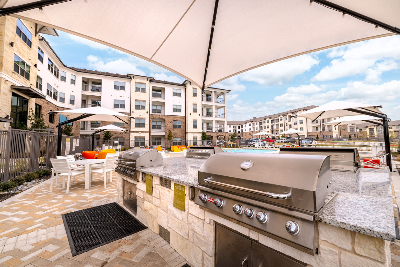 Grill area at Solay