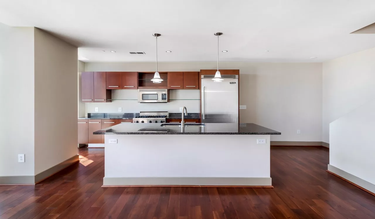 Mezzo - Atlanta, GA - Kitchen