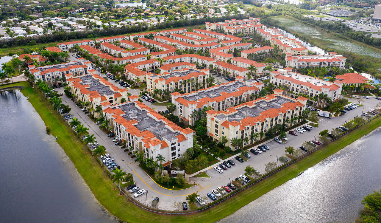 City Center on 7th - Pembroke Pines, FL - Exterior