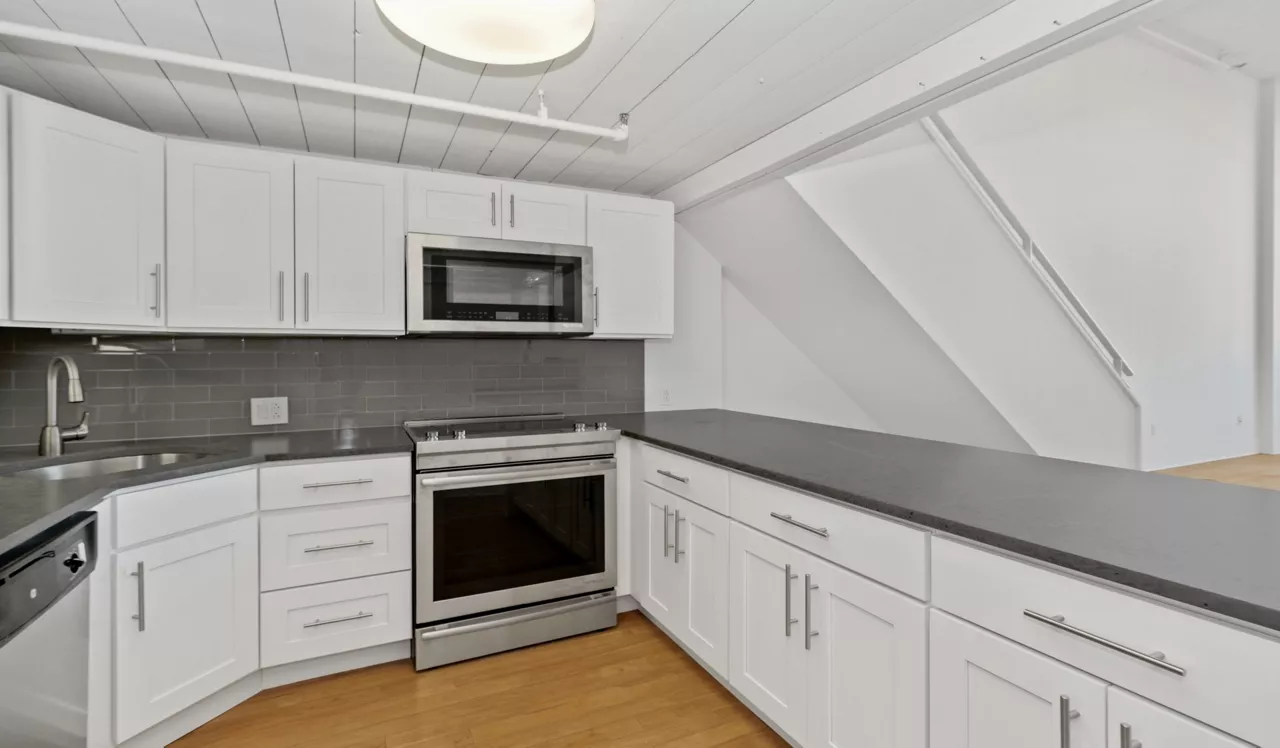 Riverloft - Philadelphia, PA - Kitchen
