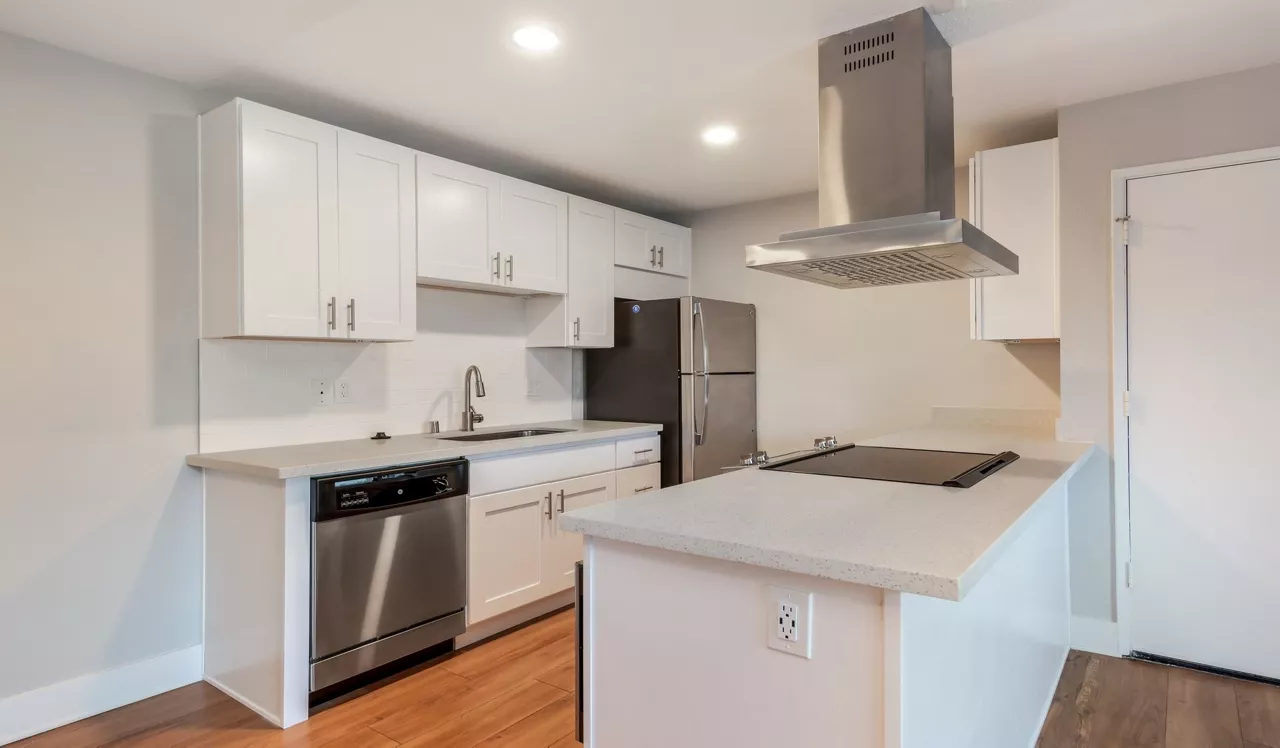 Hidden Cove - Escondido CA - kitchen