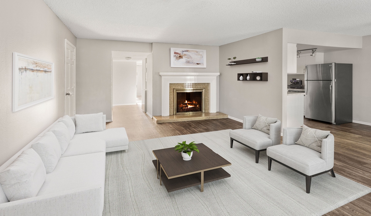 Point Bonita - Chula Vista, CA - Living Room