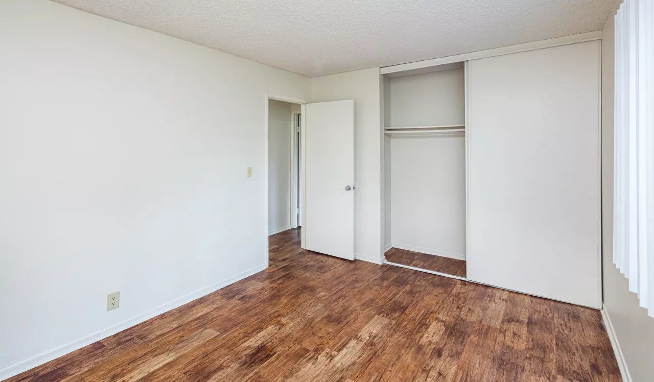 Laurel Crossing - San Mateo, CA - bedroom