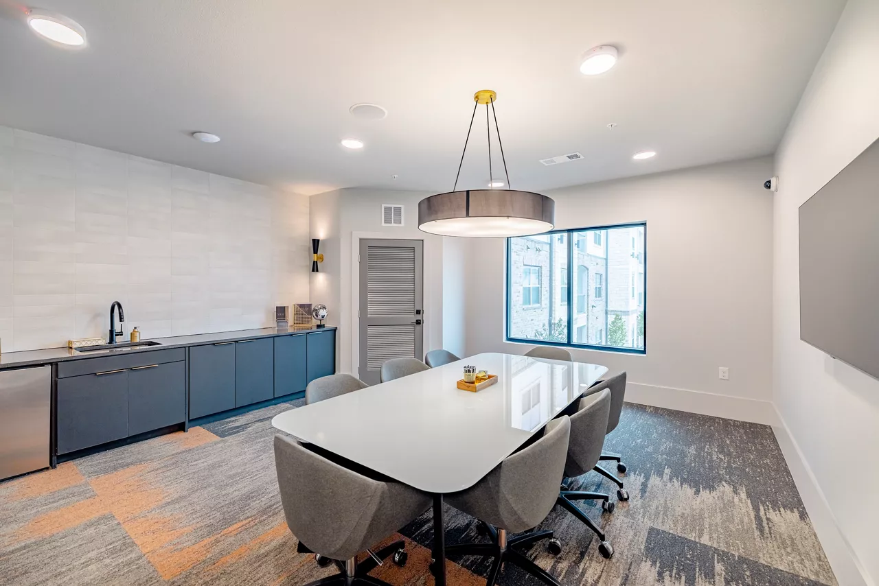 Solay - Conference Room