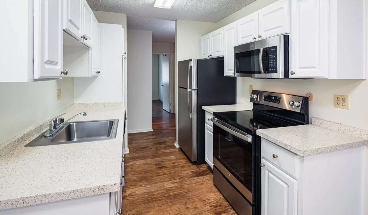 Laurel Crossing - San Mateo, CA - Kitchen