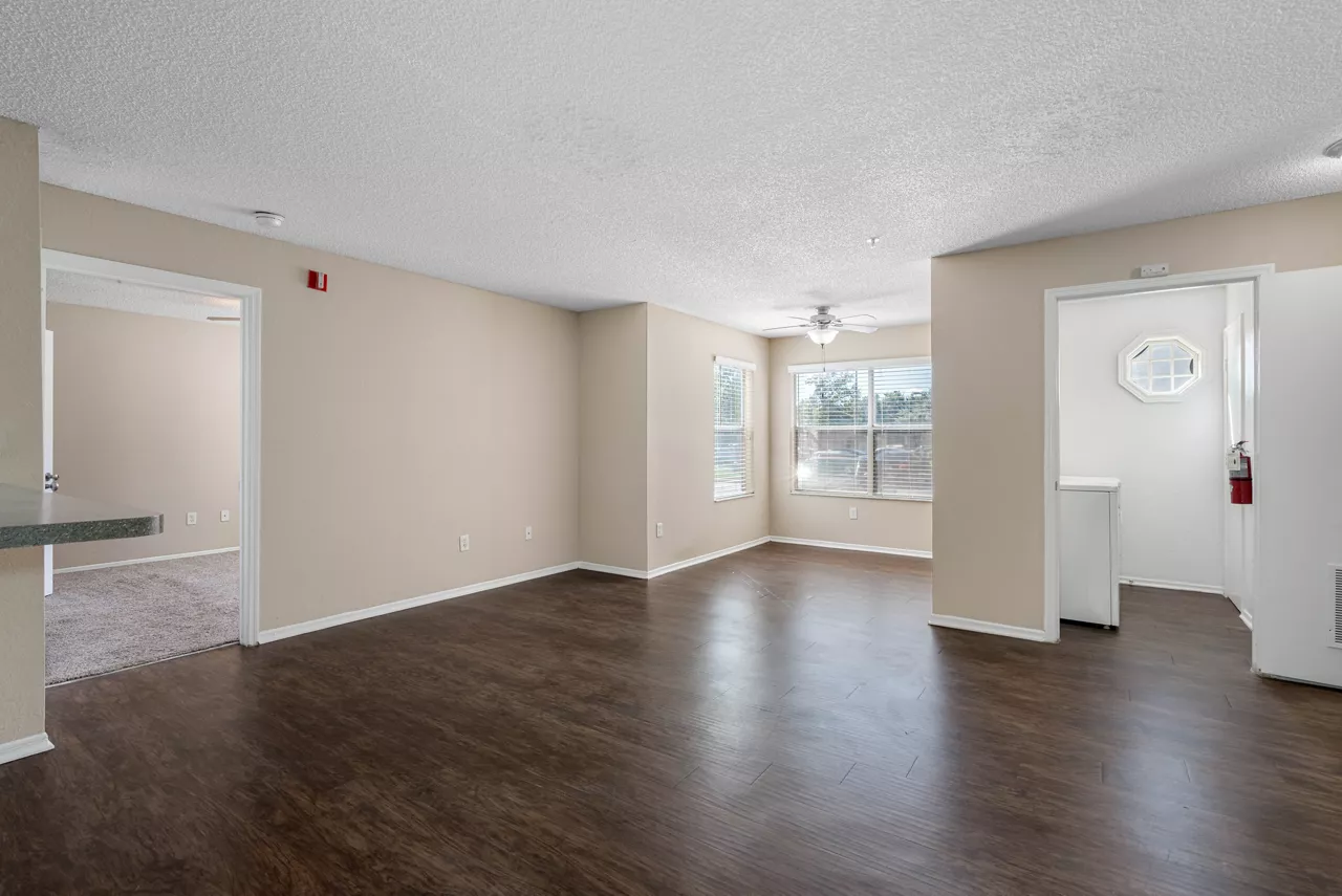 The Terraces at Lake Mary - Lake Mary, FL - Living Room