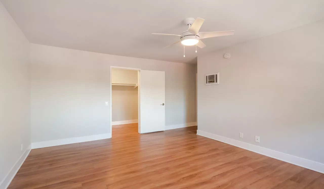 Hidden Cove - Escondido CA - Bedroom