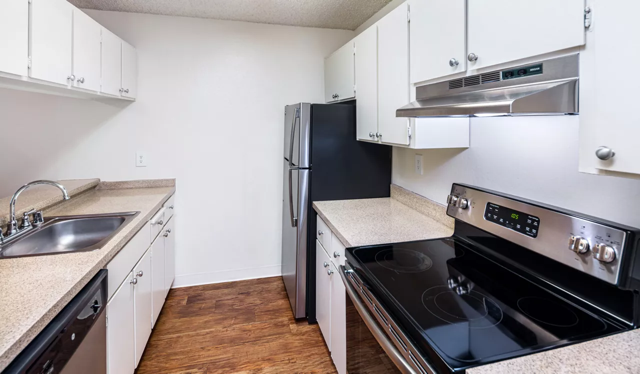 Laurel Crossing - San Mateo, CA - Kitchen