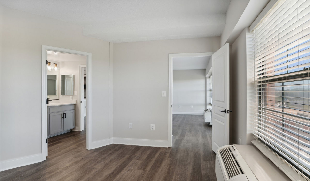 Capital Crescent Trail Residences - Bethesda, MD - Bedroom