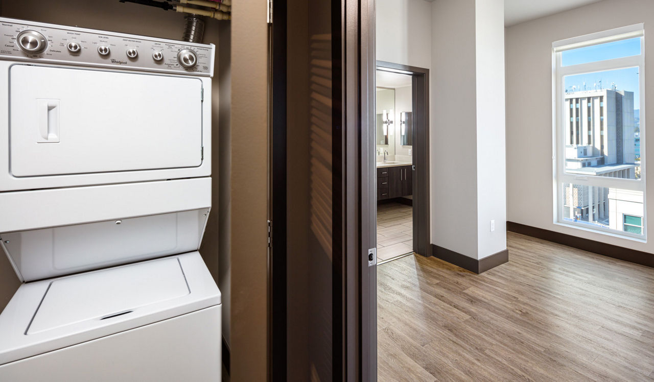 Indigo Apartment Homes - Redwood City, CA - Laundry