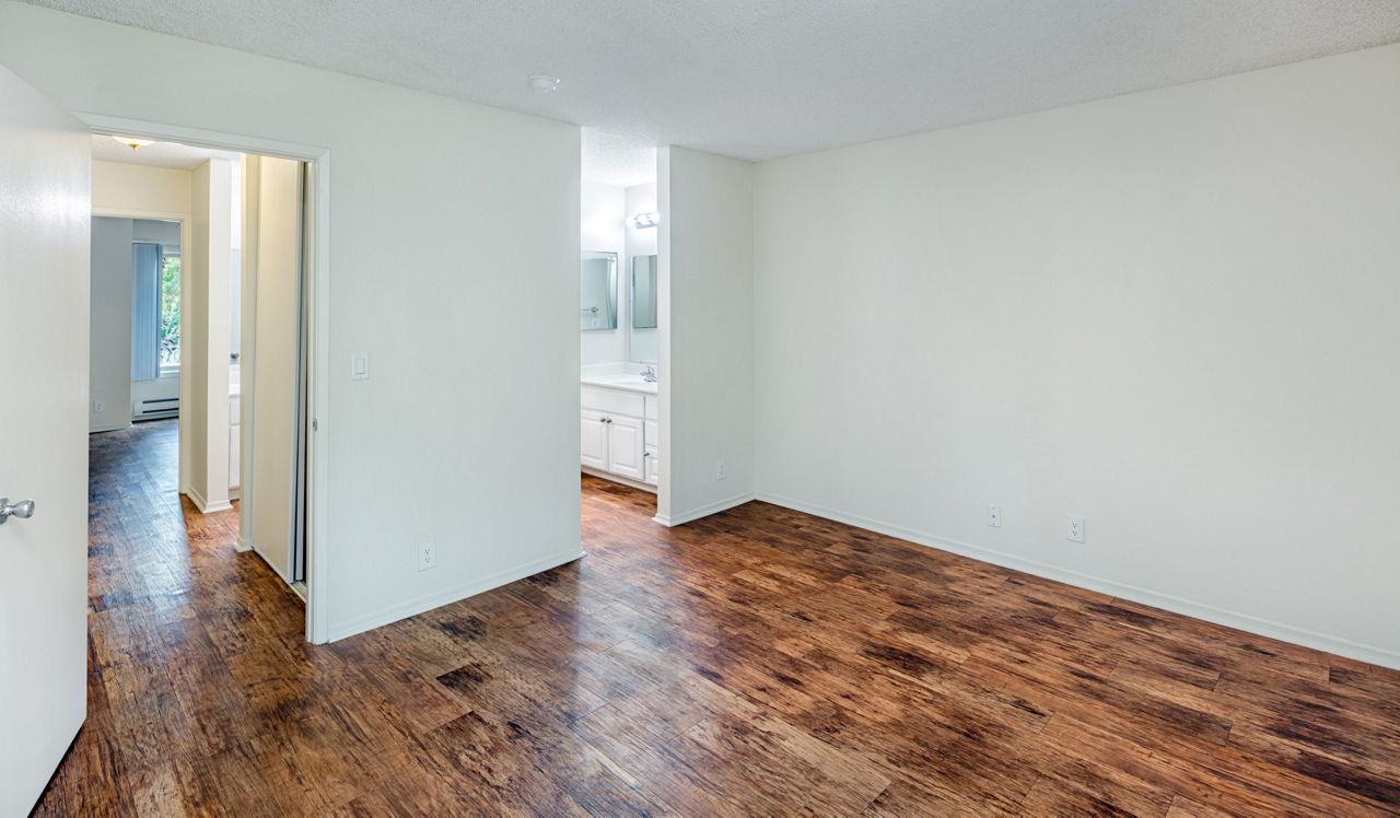 Laurel Crossing - San Mateo, CA - Bedroom