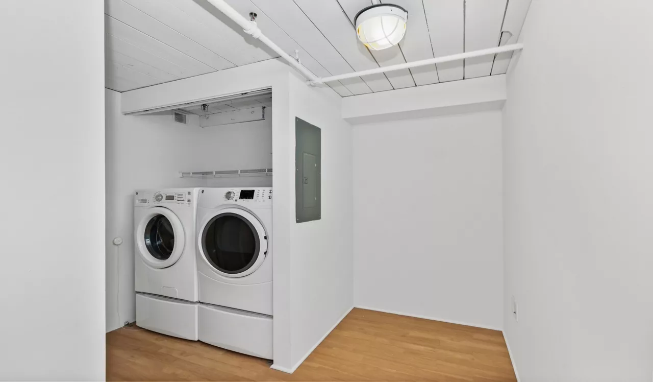 Riverloft - Philadelphia, PA - Laundry