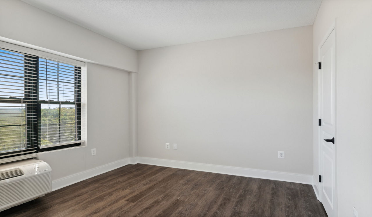 Capital Crescent Trail Residences - Bethesda, MD - Bedroom