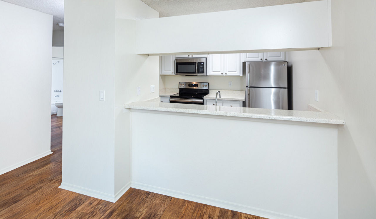 Laurel Crossing - San Mateo, CA - Kitchen