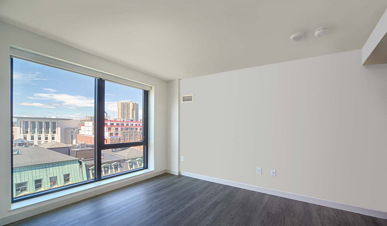 One Canal Apartments - Boston, MA - bedroom