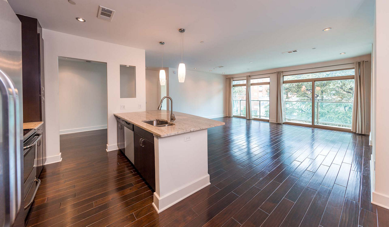 1045 on the Park Apartments - Atlanta, GA - Kitchen