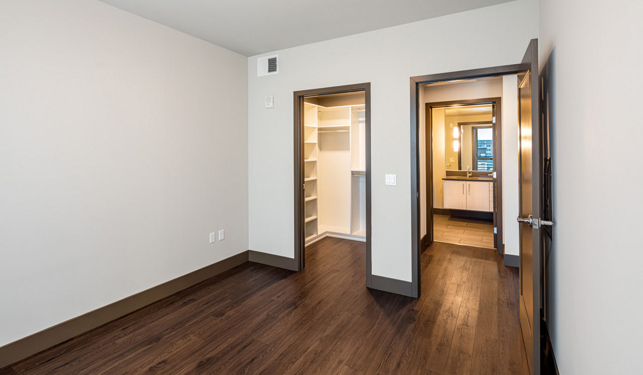 Indigo Apt Homes - Redwood City - bed