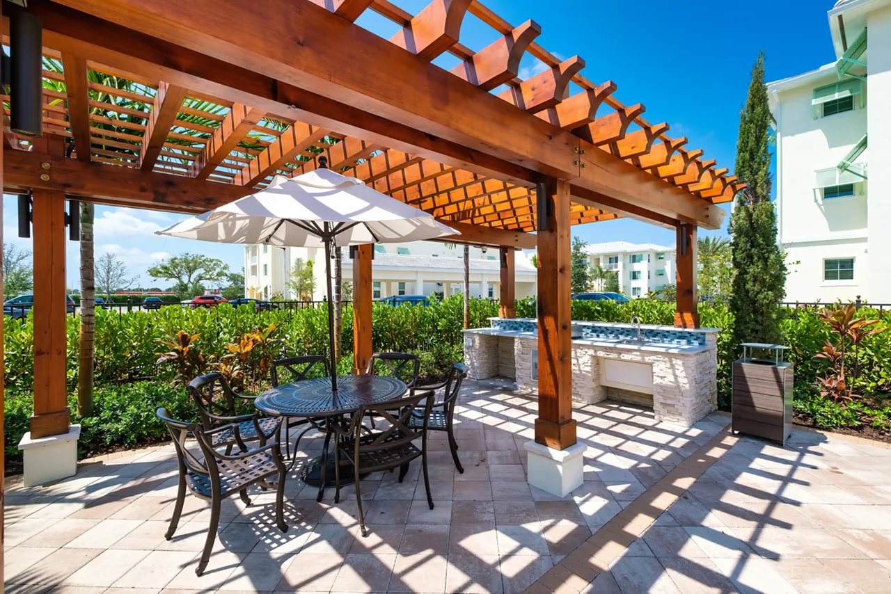 Oceanside Lantana - Grills