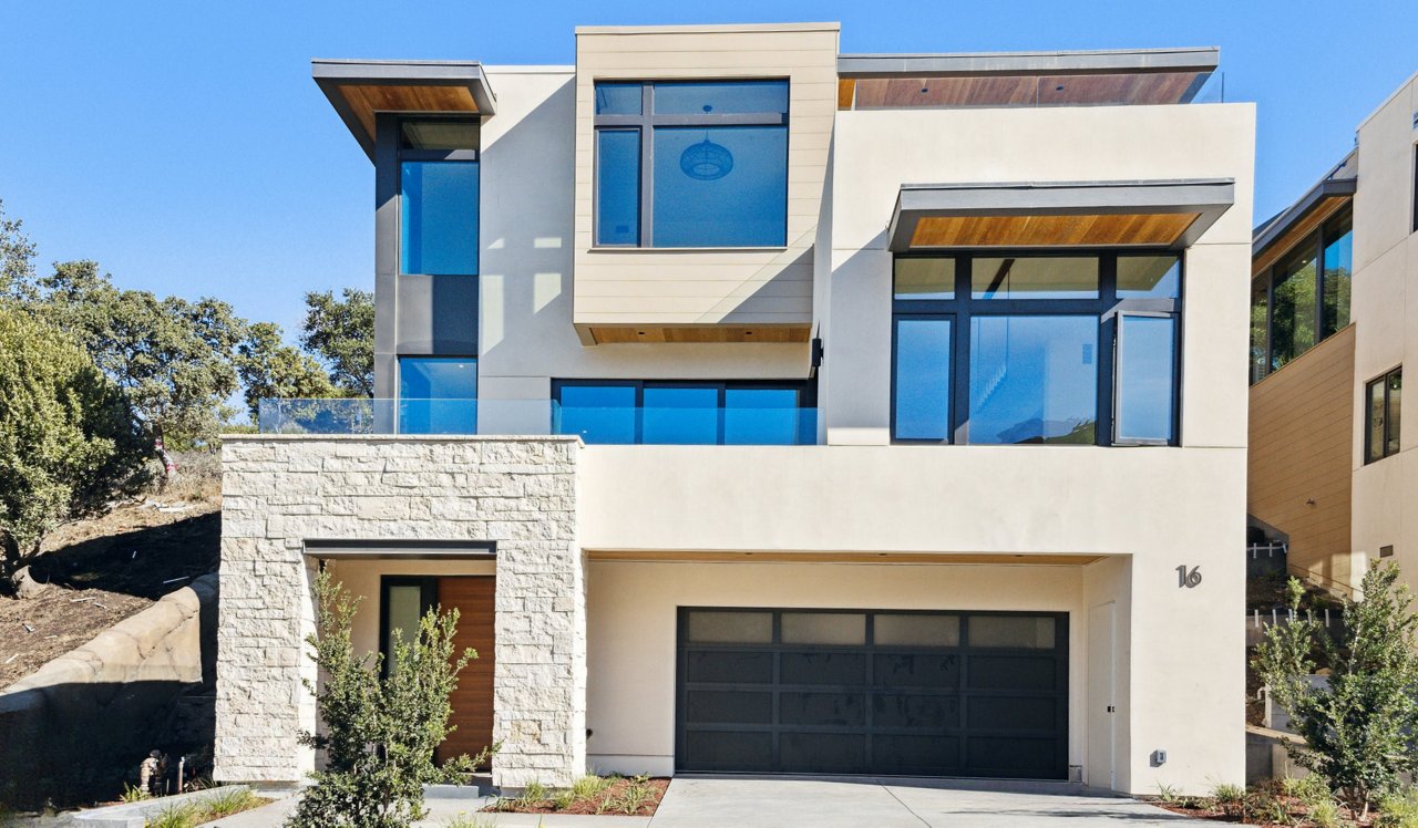 Oak Shore Exterior