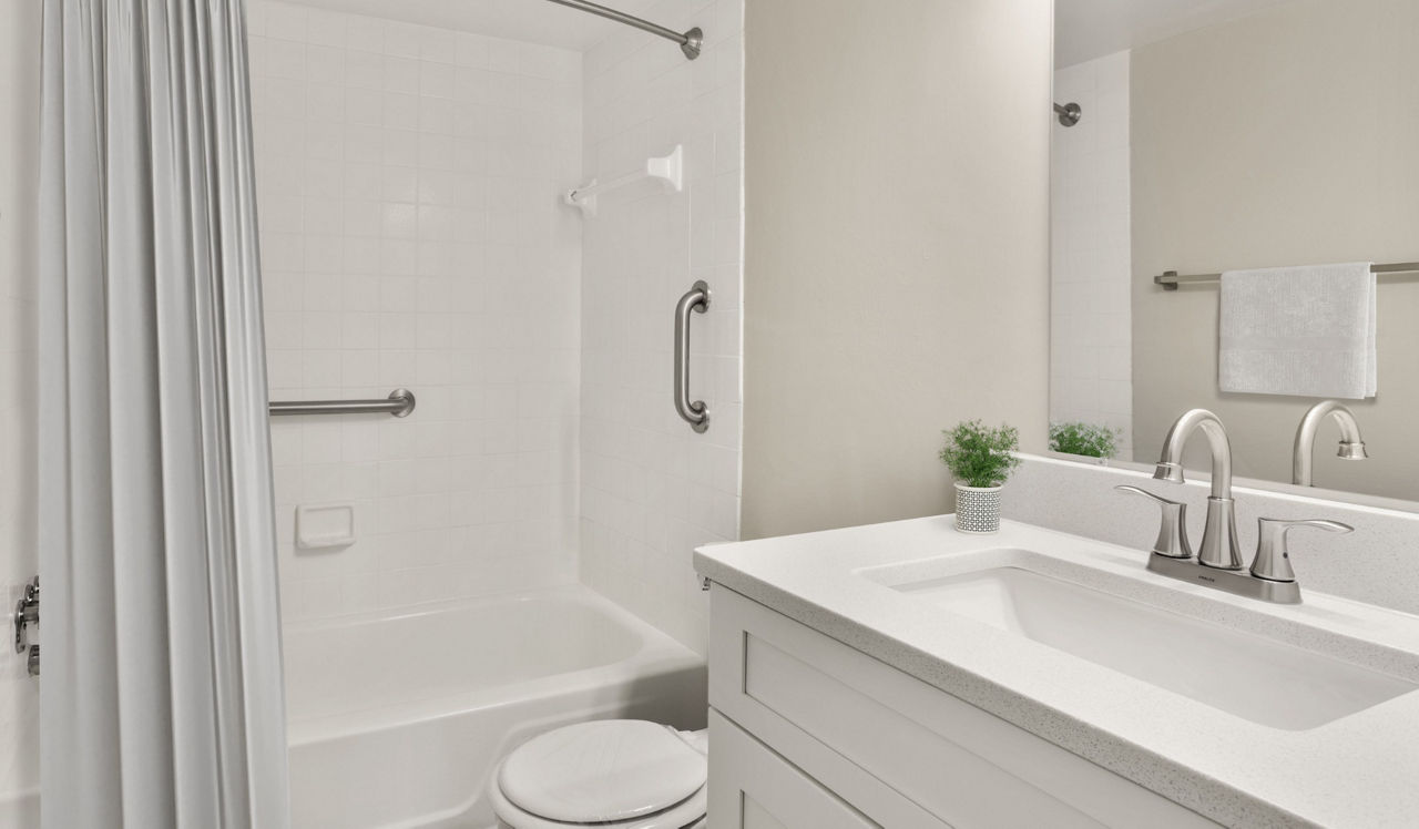 The Summit - Alexandria, VA - bathroom