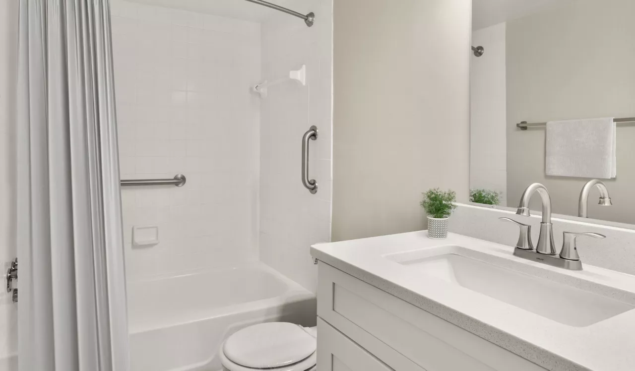 The Summit - Alexandria, VA - bathroom