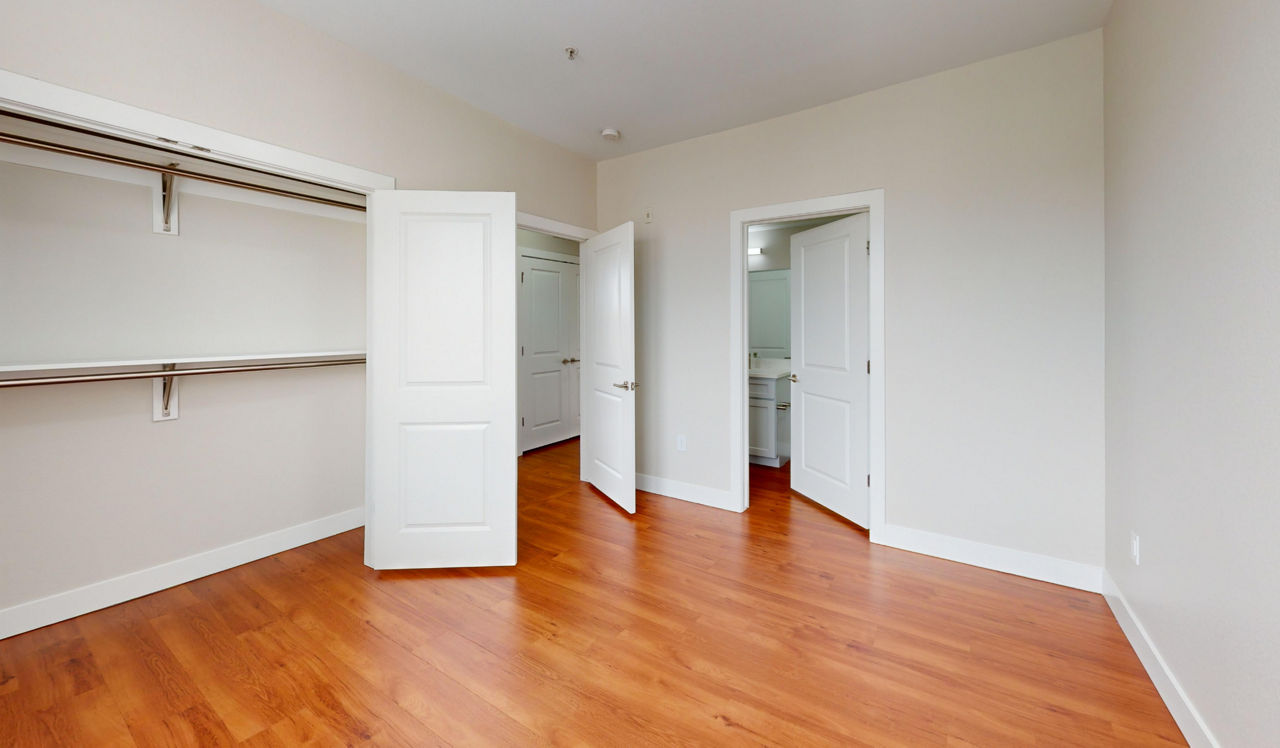 21 Fitzsimons - Aurora, CO - Bedroom