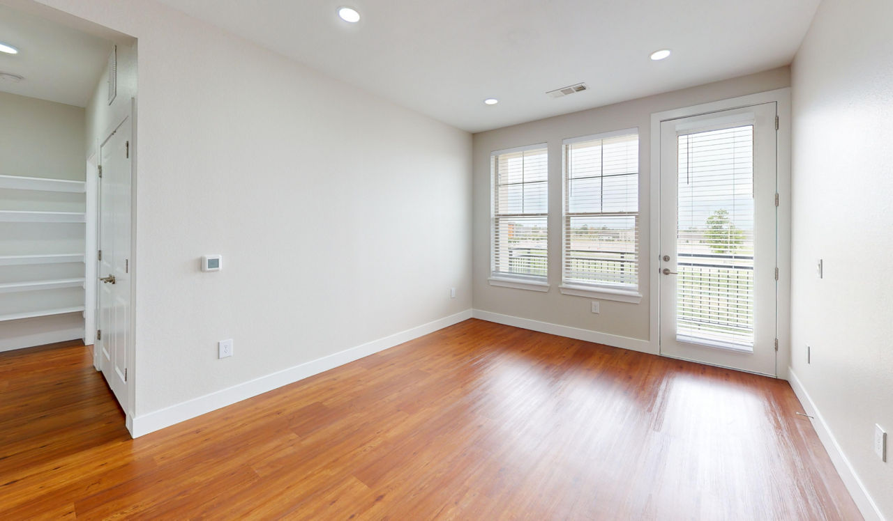 21 Fitzsimons - Aurora, CO - Living Room