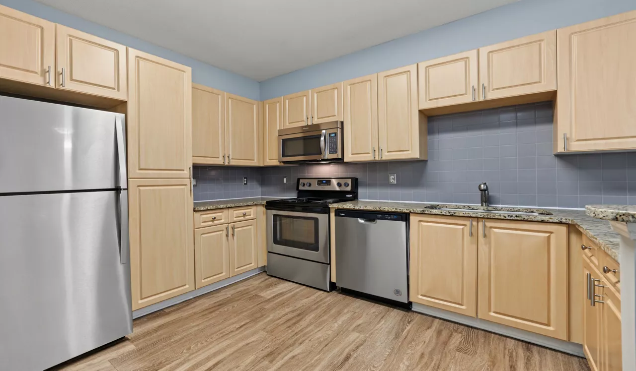 Farrington Midtown - Atlanta, GA - Kitchen