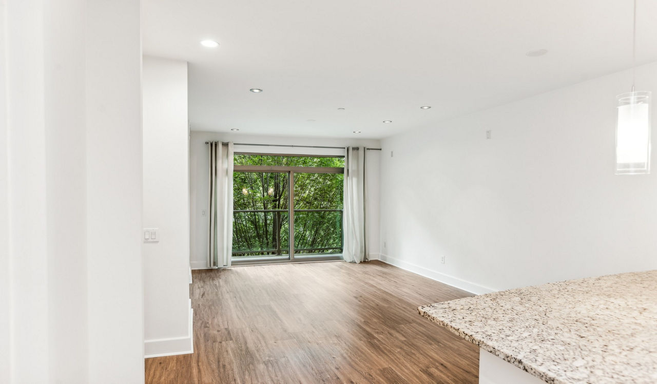 1045 on the Park Apartment Homes - Atlanta, GA - Kitchen