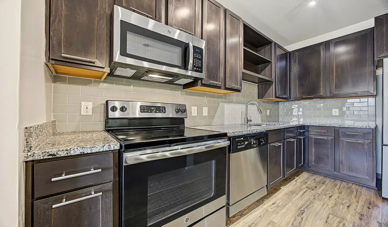 1760 Apartments - Lawrenceville, GA - Kitchen