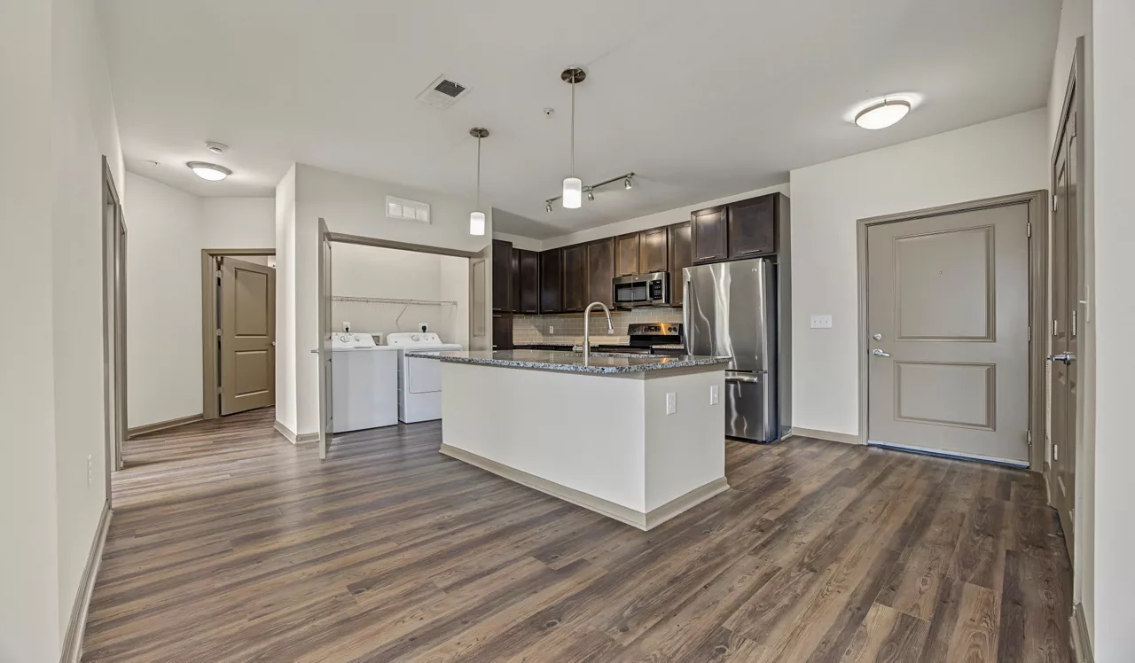1760 Apartments - Lawrenceville, GA - Kitchen