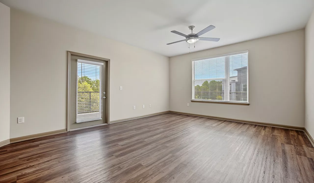 1760 Apartments - Lawrenceville, GA - Living Room