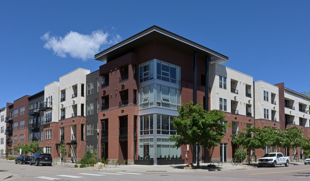 21 Fitzsimons Apartments in Aurora, CO - Exterior