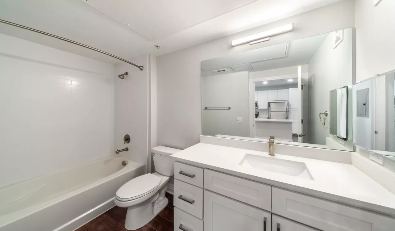 21 Fitzsimons - Aurora, CO - Bathroom