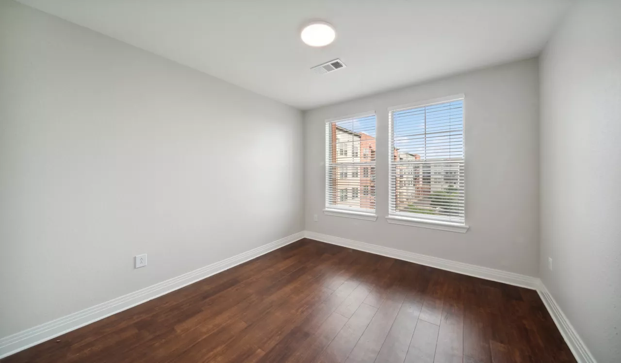 21 Fitzsimons - Aurora, CO - Living Room