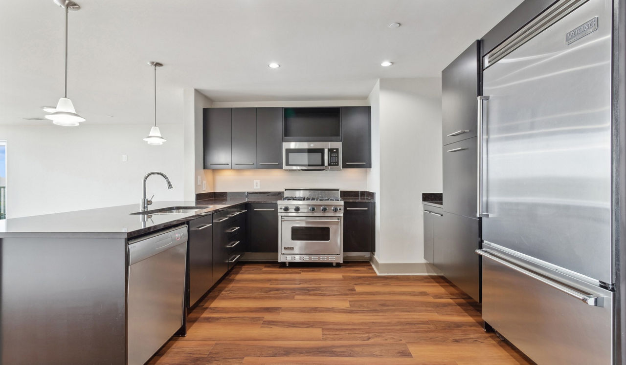 Mezzo Apartment Homes - Atlanta, GA - Kitchen