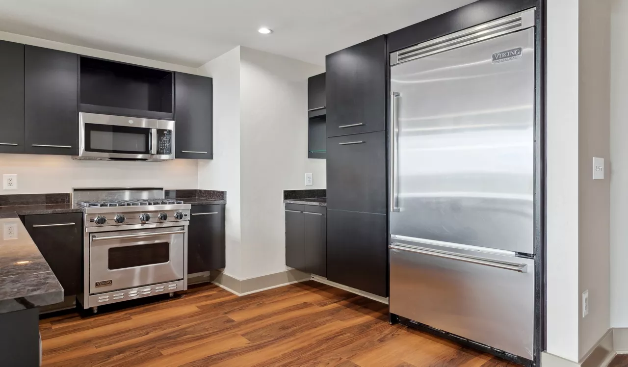 Mezzo Apartment Homes - Atlanta, GA - Kitchen