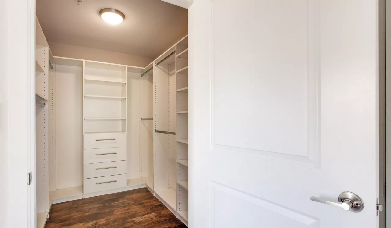 3400 Avenue of the Arts - Costa Mesa, CA - closet