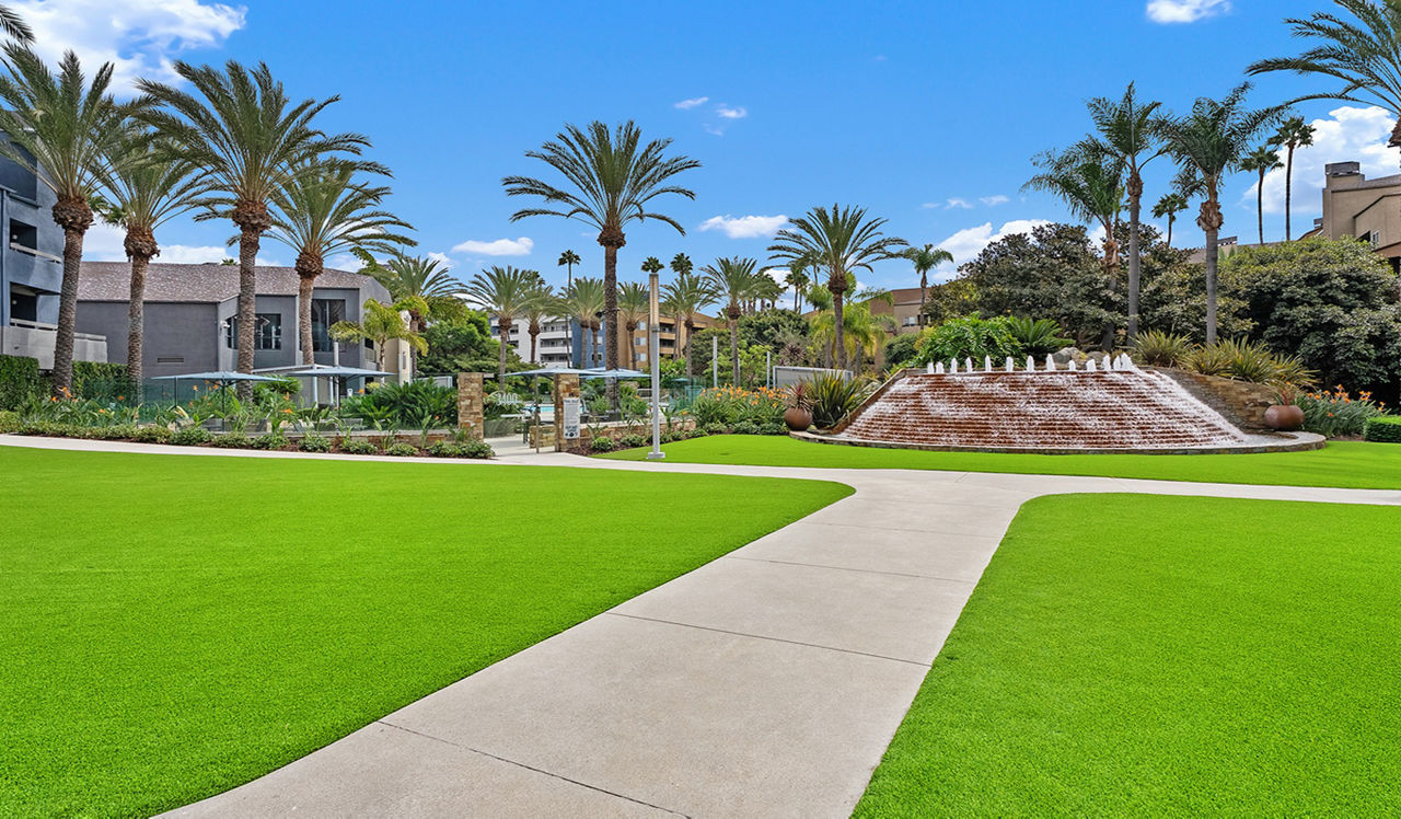 3400 Avenue of the Arts - Costa Mesa, CA - Exterior