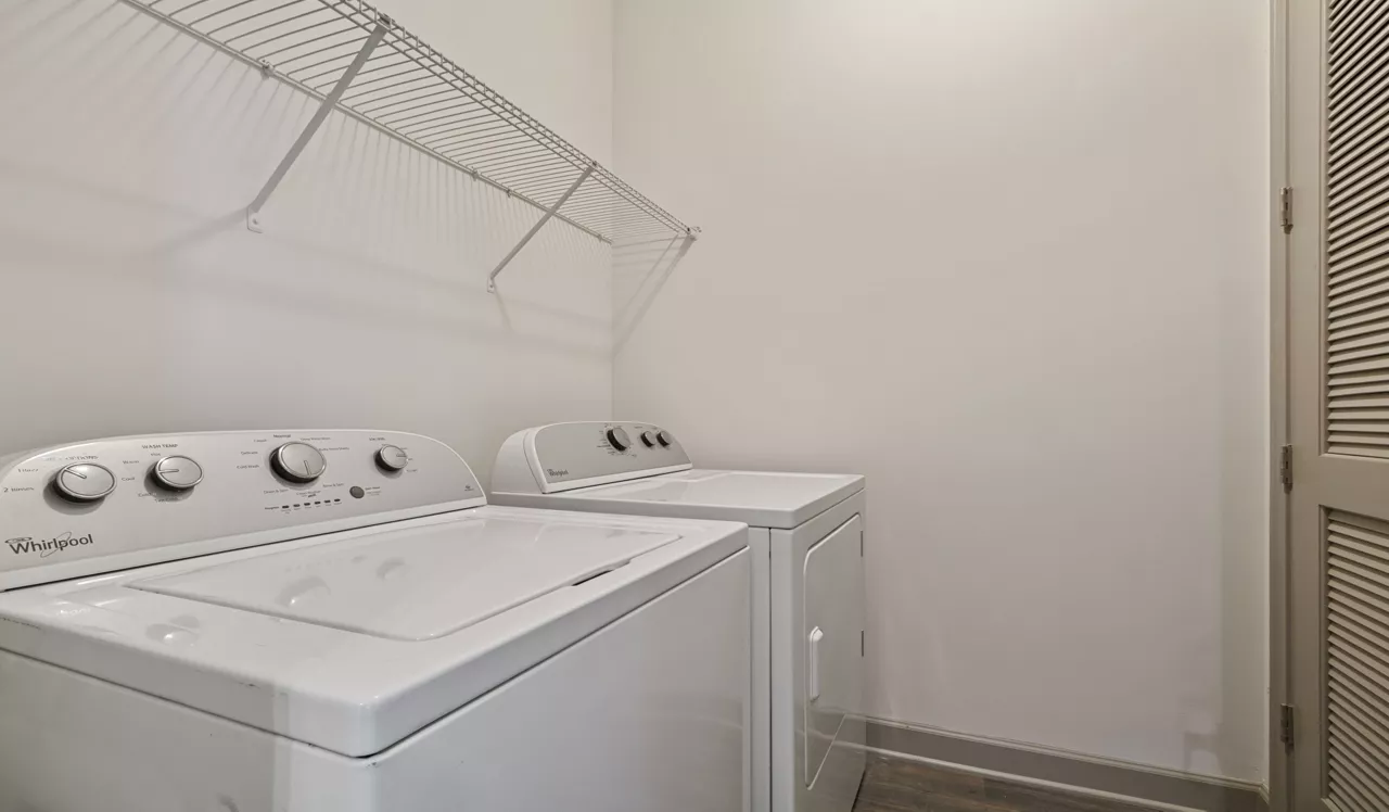 Aldridge at Town Village - Marietta, GA - Laundry