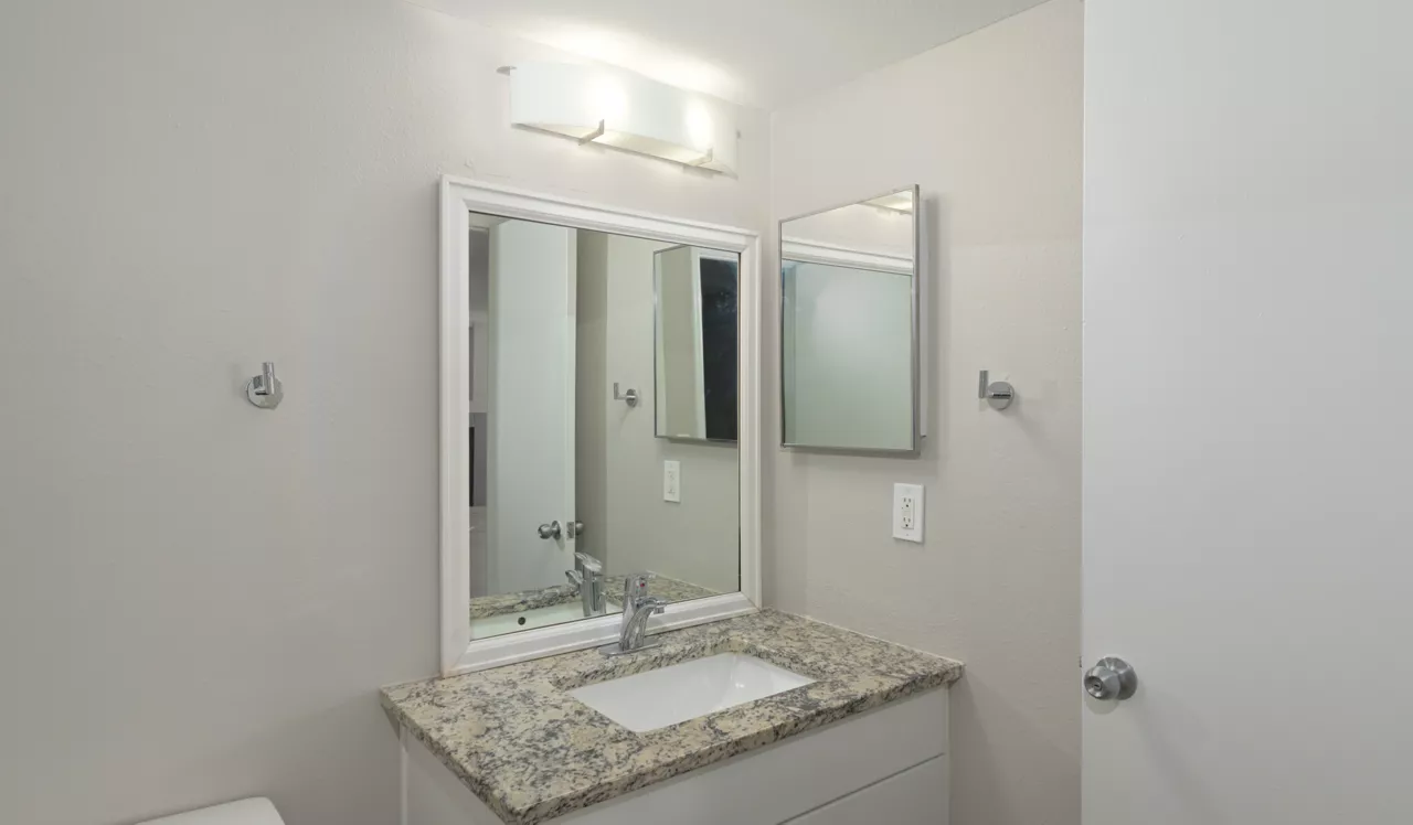Arcadia - Centennial, CO - Bathroom