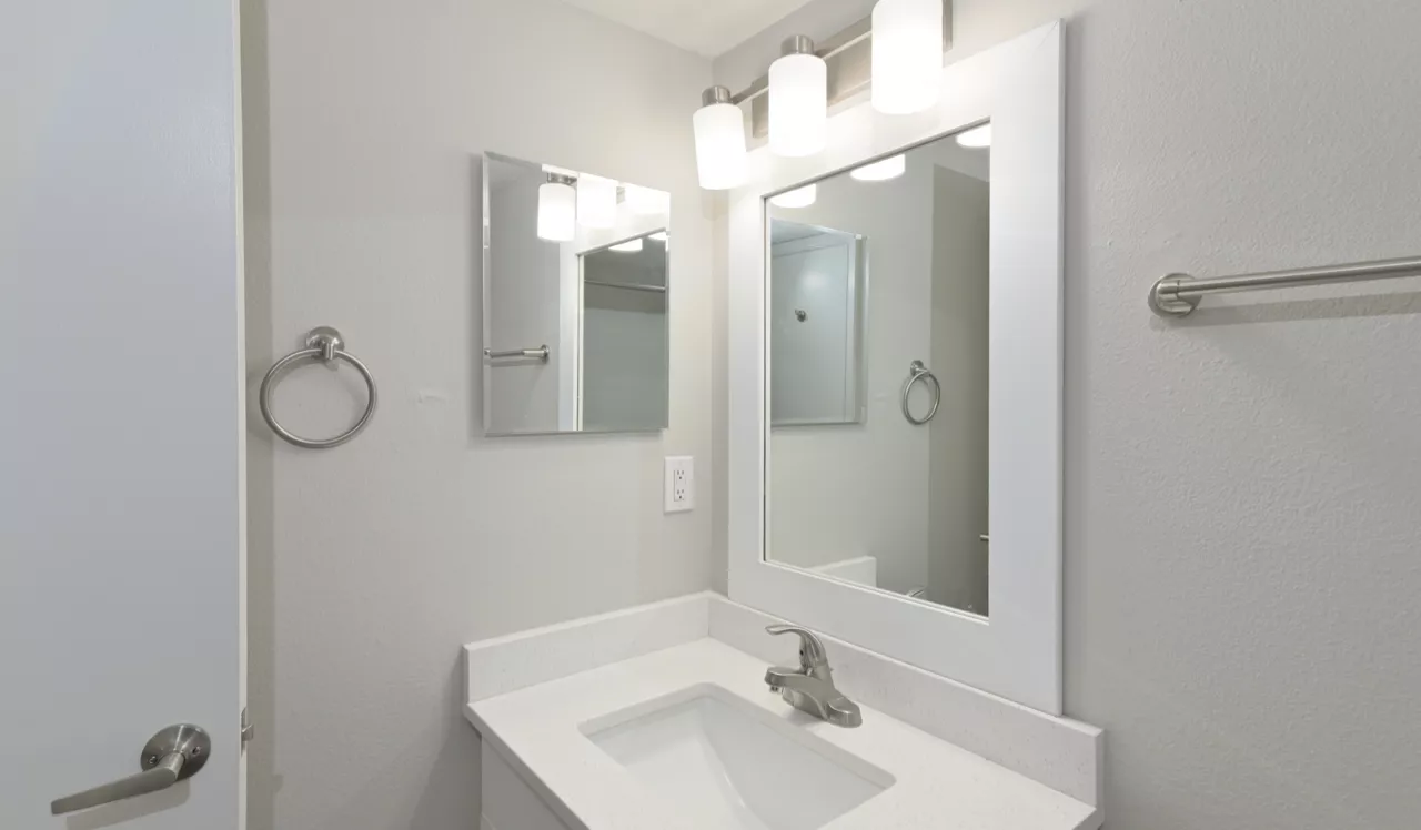 Arcadia - Centennial, CO - Bathroom