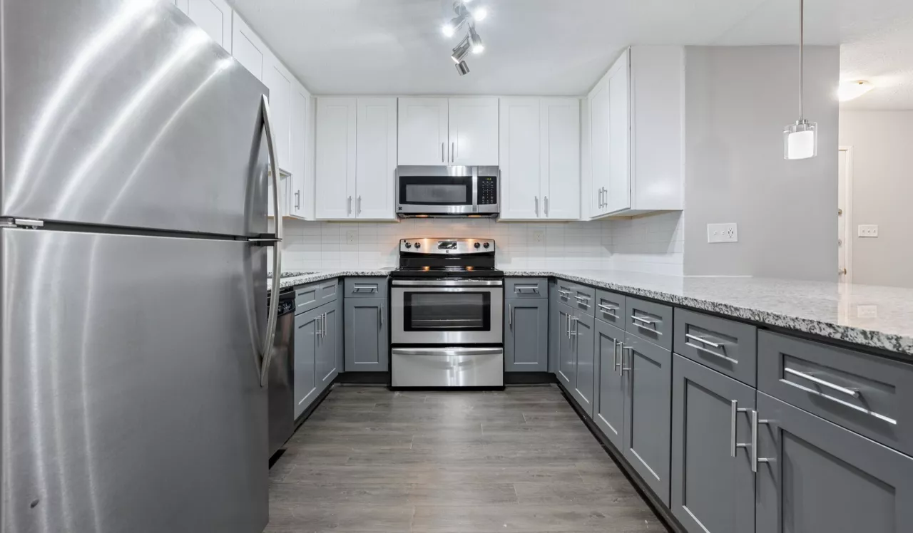 Arden Vue - Decatur, GA - Kitchen