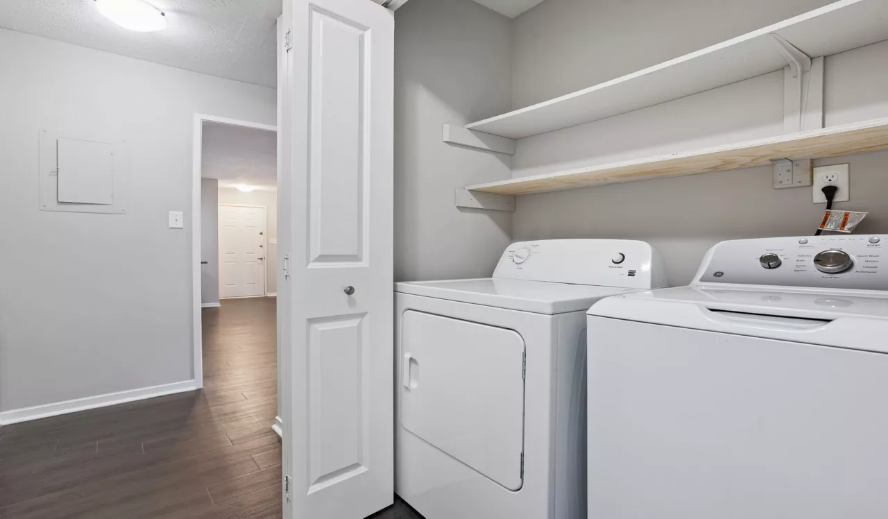 Arden Vue - Decatur, GA - Laundry